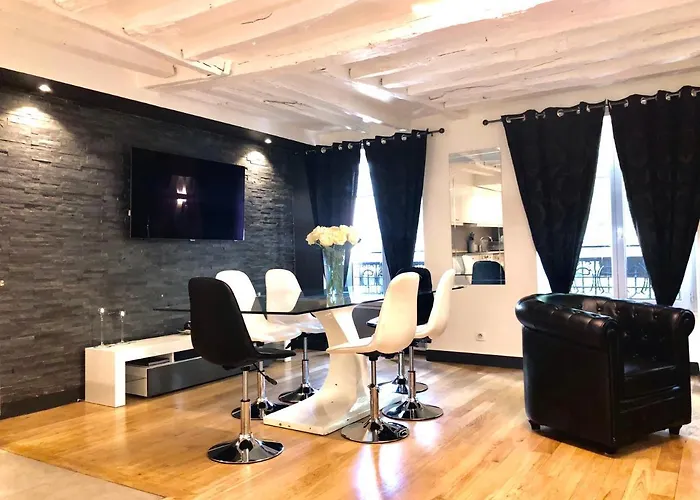 Champs Elysees 1 Apartment
