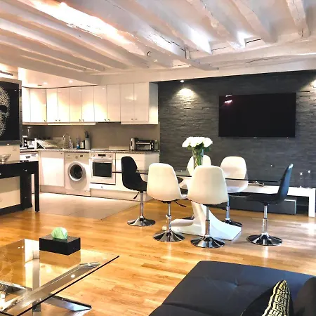 Apartmán Champs Elysees 1 *